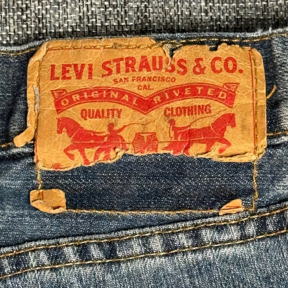 Mens Levi's 559 Relaxed Straight Jeans 44x32 (fits 45x32) Blue Medium Wash Denim